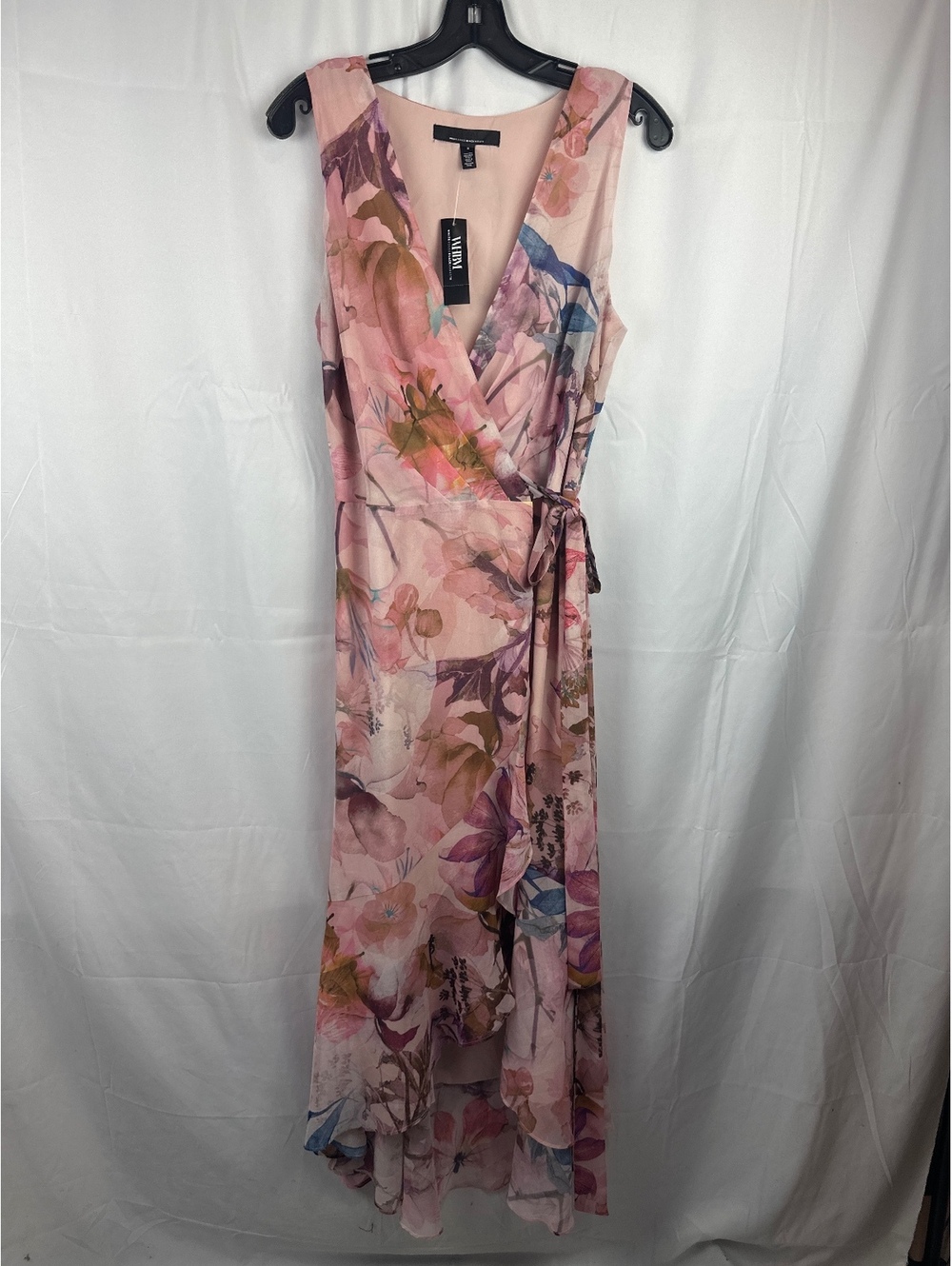 White House Black Market Whisper Floral Camellia Blush SleeV